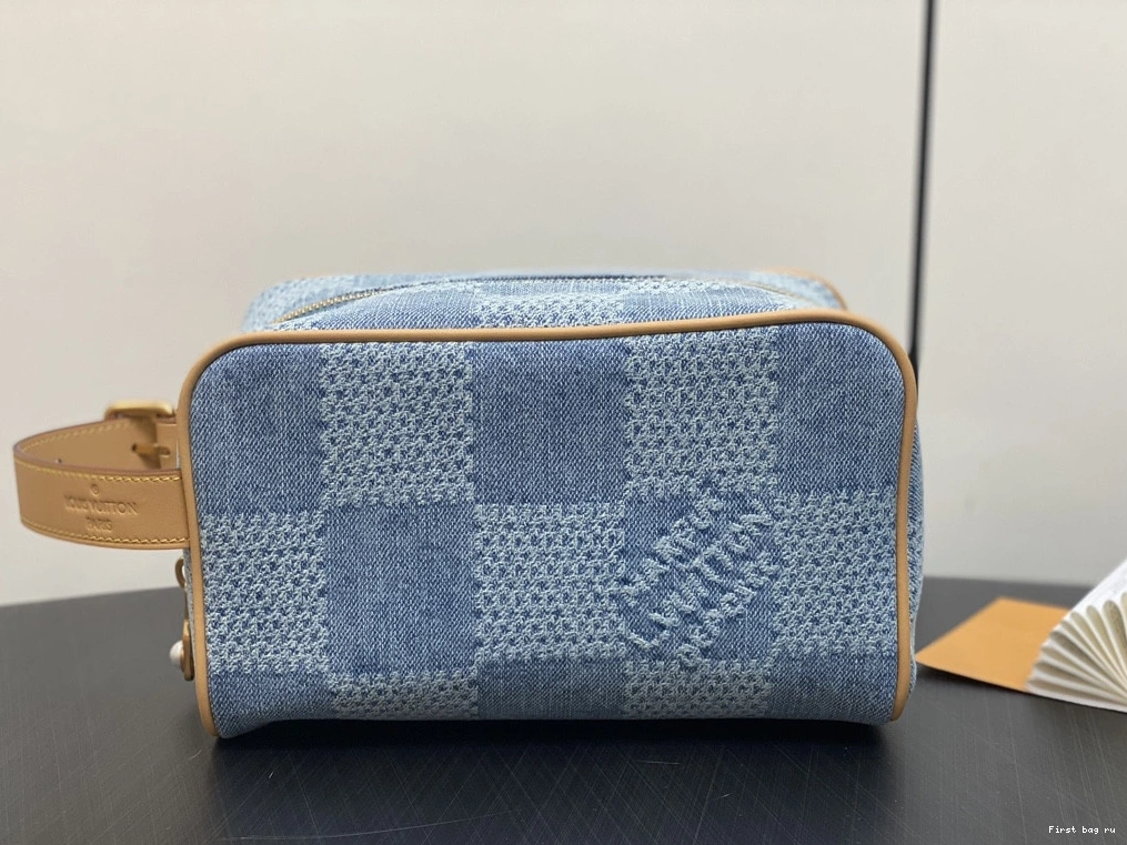 First bag ru DOPP LOUIS LOCKER bag-23*13*12CM VUITTON KIT 0818